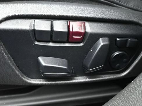 Used 2022 BMW X2 sDrive28i w/ Convenience Package FWD image 11