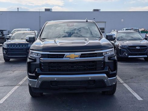 Used 2025 Chevrolet Silverado 1500 LT w/ All Star Edition Plus image 3