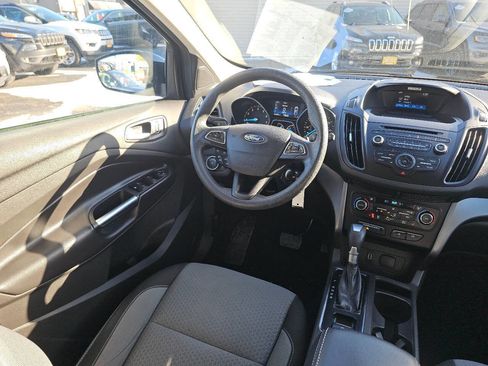 Used 2017 Ford Escape SE w/ SE Cold Weather Package image 21