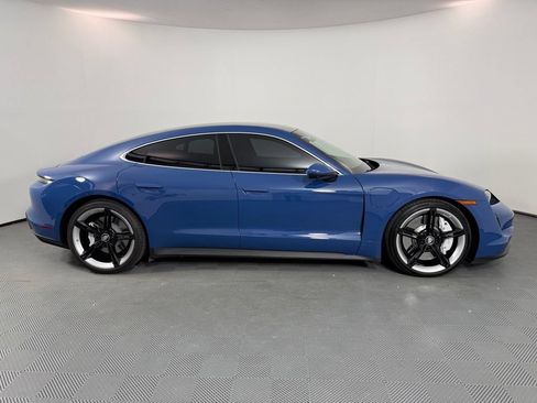 Certified 2022 Porsche Taycan 4S AWD/4WD image 8