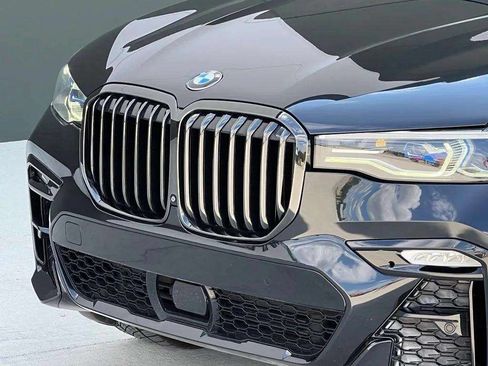 Used 2022 BMW X7 M50i AWD/4WD image 41