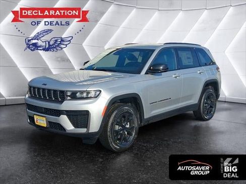 New 2026 Jeep Grand Cherokee Altitude AWD/4WD image 17