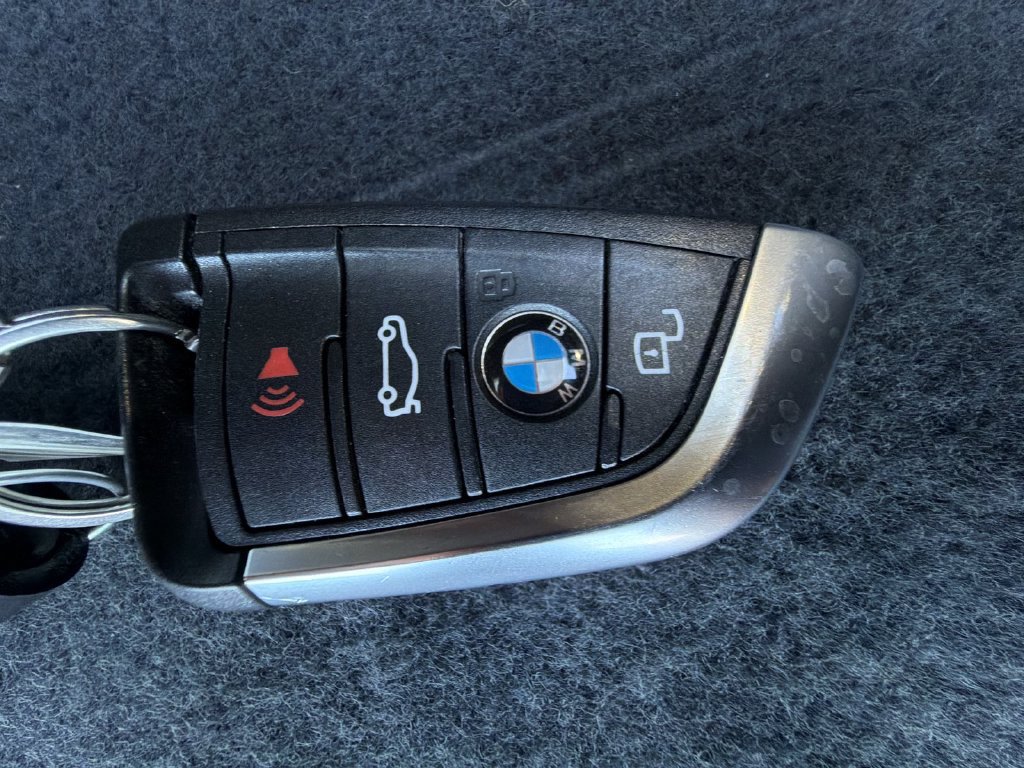 Used 2024 BMW X4 xDrive30i w/ Premium Package AWD/4WD image 28