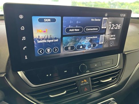 Used 2025 Nissan Altima 2.5 SR w/ SR Premium Package FWD image 24