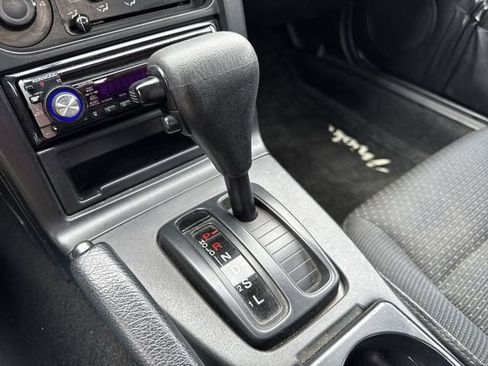 Used 1996 MAZDA MX-5 Miata RWD image 14
