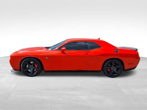 Used 2022 Dodge Challenger SRT Hellcat Redeye RWD image 7