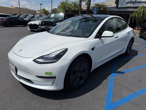 Used 2022 Tesla Model 3 RWD image 3