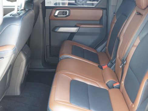 Used 2021 Ford Bronco Outer Banks AWD/4WD image 23