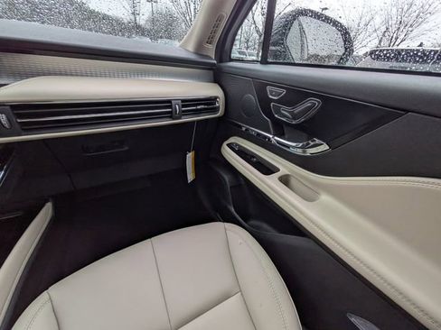 New 2026 Lincoln Corsair Premiere image 13