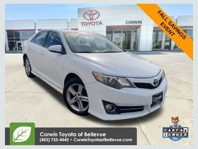 Used 2013 Toyota Camry SE w/ Leather Pkg