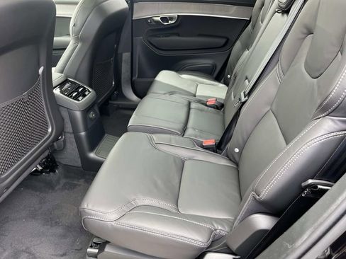 New 2026 Volvo XC90 T8 Ultra w/ Protection Package Premier AWD/4WD image 19