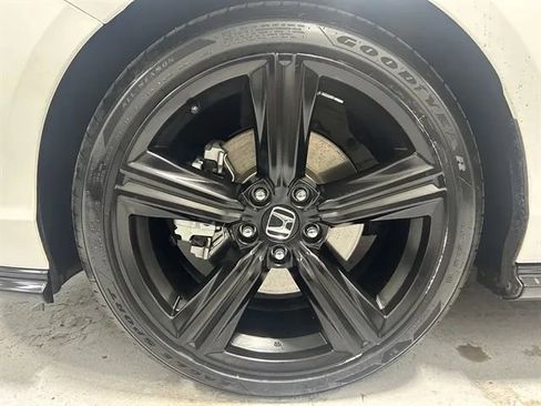 Used 2023 Honda Accord Sport image 38