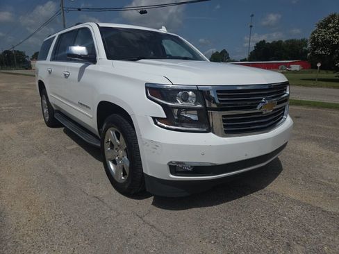 Used 2020 Chevrolet Suburban Premier RWD image 1