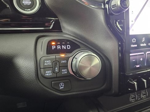 New 2026 RAM 1500 Laramie w/ Night Edition AWD/4WD image 33