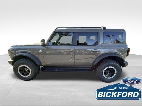 New 2025 Ford Bronco Outer Banks w/ Sasquatch Package image 9