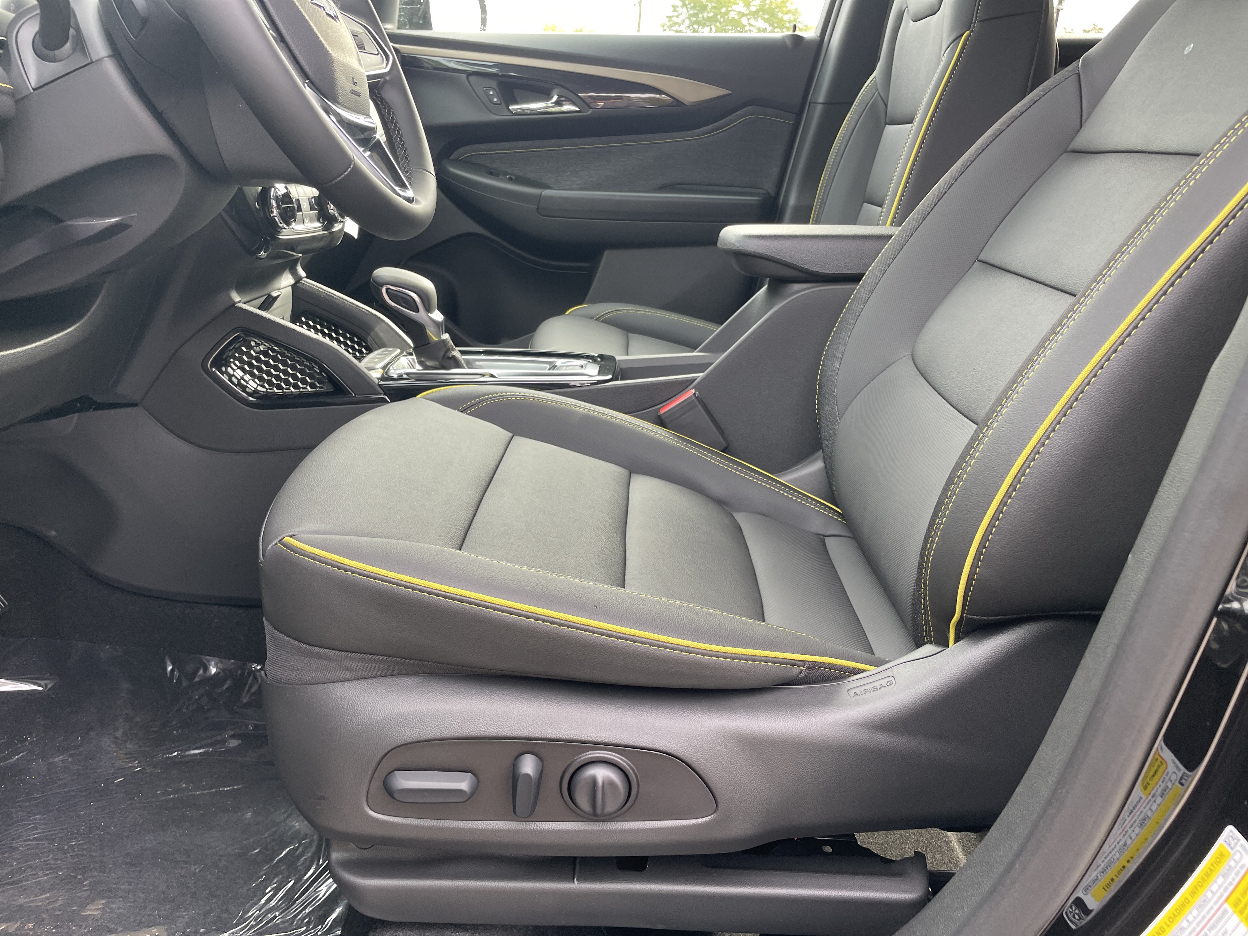 New 2026 Chevrolet TrailBlazer ACTIV w/ Convenience Package FWD image 13