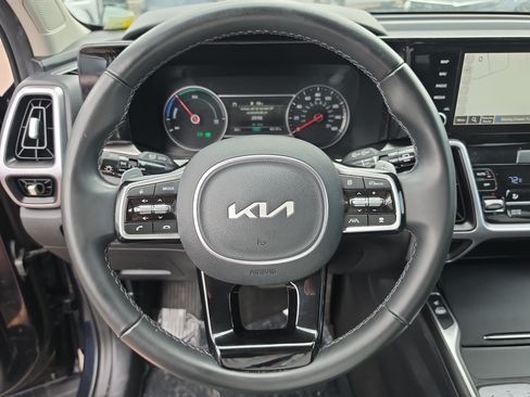 Certified 2023 Kia Sorento EX AWD/4WD image 29