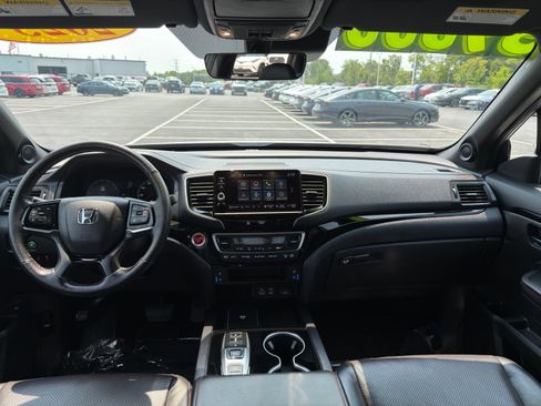 Used 2025 Honda Ridgeline Black Edition image 31