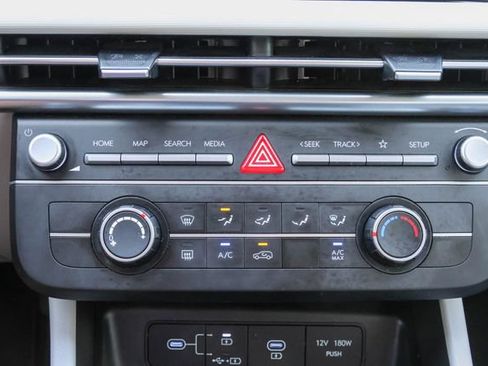 Certified 2026 Hyundai Tucson SE FWD image 22