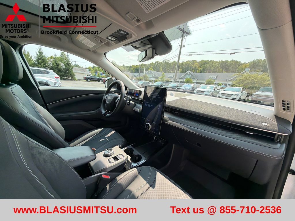 Used 2023 Ford Mustang Mach-E Premium AWD/4WD image 45