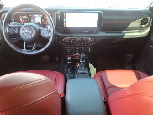 Used 2024 Jeep Wrangler Unlimited Rubicon 392 AWD/4WD image 17
