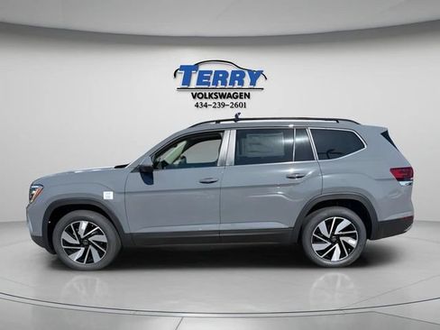 New 2026 Volkswagen Atlas SE AWD/4WD image 2