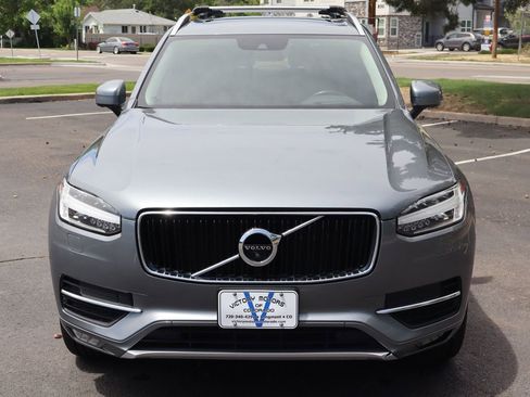 Used 2017 Volvo XC90 T6 Momentum w/ Vision Package AWD/4WD image 12