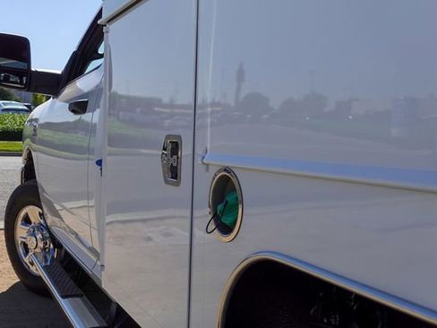 New 2024 RAM 3500 Tradesman w/ Chrome Appearance Group image 12