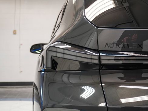 Used 2024 BMW XM image 46