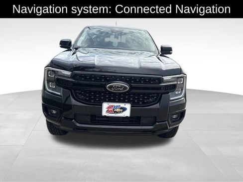 Used 2025 Ford Ranger Lariat w/ Black Appearance Package AWD/4WD image 2