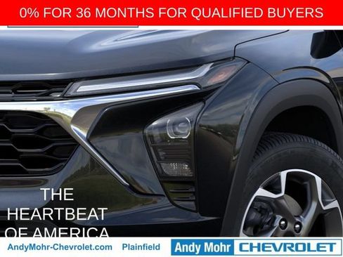 New 2026 Chevrolet Trax LT w/ Sunroof Package FWD image 13