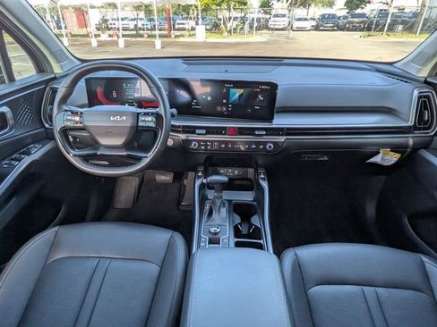 New 2026 Kia Sorento EX FWD image 18