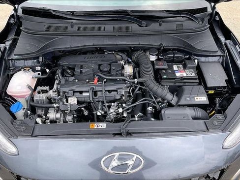 Used 2023 Hyundai Kona Limited AWD/4WD image 30