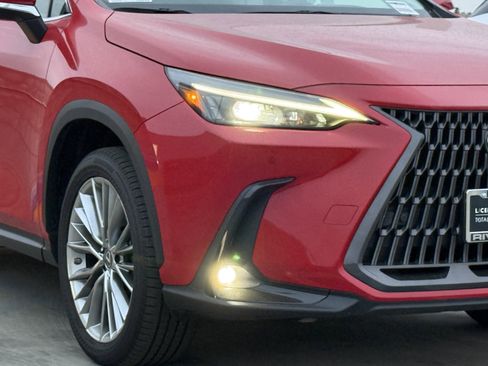 Certified 2022 Lexus NX 300h AWD w/ Vision Package image 4