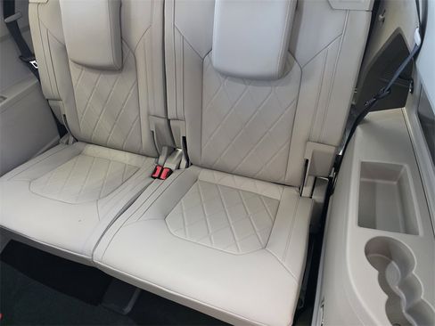 New 2026 Volkswagen Atlas SEL Premium R-Line image 21