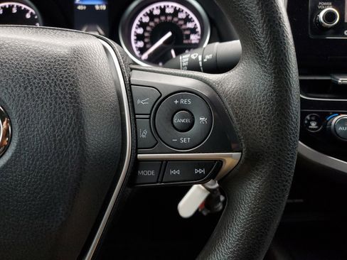 Certified 2022 Toyota Camry LE image 22