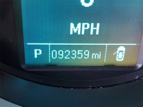 Used 2015 Chevrolet Cruze LS image 29