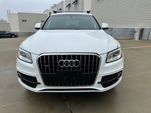 Used 2017 Audi Q5 2.0T Premium Plus w/ Technology Package image 2