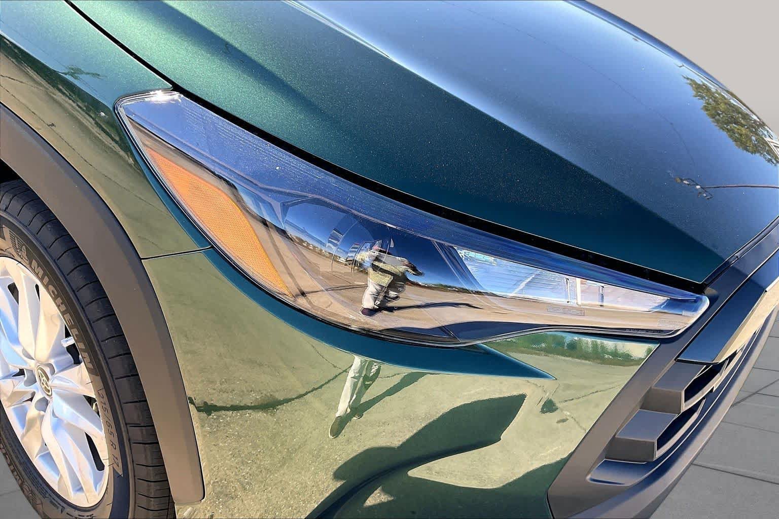 New 2026 Toyota Corolla Cross LE FWD image 13