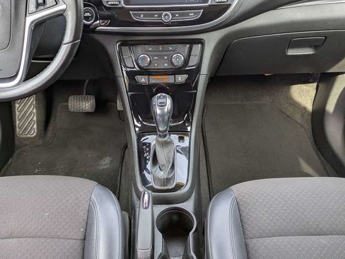 Used 2018 Buick Encore Preferred FWD image 19