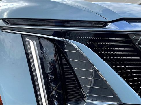 Certified 2024 Cadillac Lyriq Tech AWD/4WD image 32
