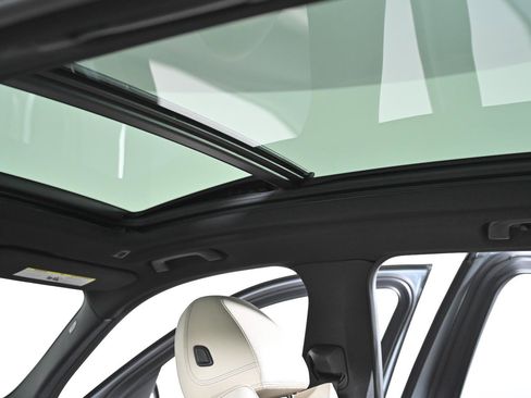 Used 2022 BMW X3 xDrive30i w/ M Sport Package 2 image 31