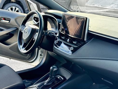 Used 2024 Toyota Corolla SE image 5