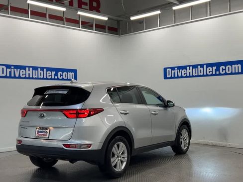 Used 2019 Kia Sportage LX FWD image 2