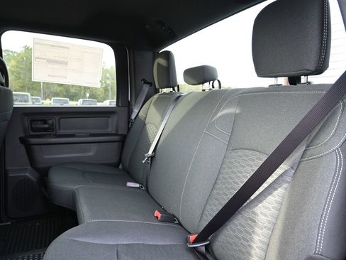 New 2026 RAM 2500 Tradesman w/ Chrome Appearance Group AWD/4WD image 22