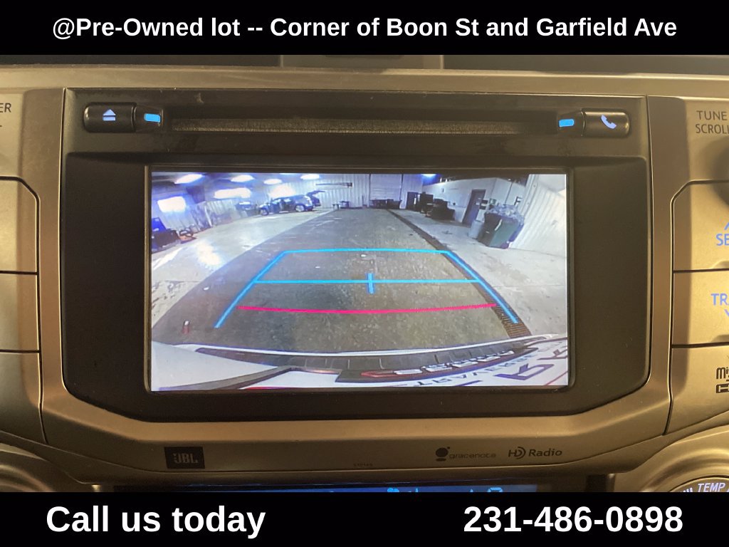 Used 2016 Toyota 4Runner Limited AWD/4WD image 28