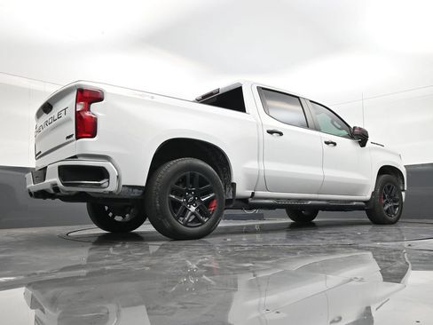 Used 2024 Chevrolet Silverado 1500 RST w/ Redline Edition AWD/4WD image 24