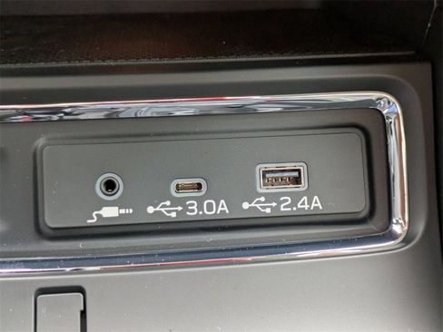 Used 2025 Subaru Ascent Onyx Edition image 21