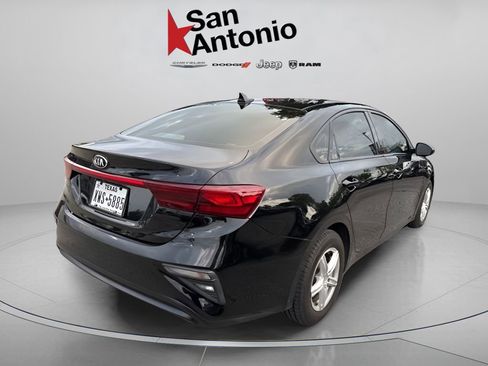 Used 2019 Kia Forte Sedan FWD image 11