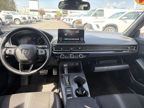 Used 2024 Honda Civic Sport image 29